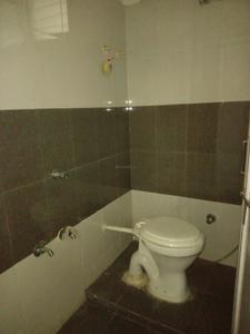 Common Bathroom Image of 2205 Sq.ft 3 BHK Apartment / Flat for sale in Aryan Elegance, Paldi Ahmedabad for Rs. 12300000