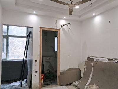 Bedroom Image of 1350 Sq.ft 3 BHK Builder Floor for sale in Paschim Vihar New Delhi for Rs. 27000000
