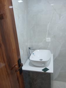 Image of 800 Sq.ft 2 BHK Apartment / Flat for sale in Shipra Windsor And Nova Society, Indirapuram, Ghaziabad for Rs. 14500000