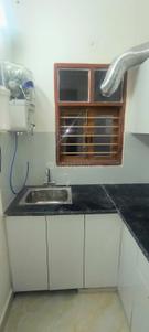 Kitchen Image of 555 Sq.ft 1 BHK Independent House for rent in HUDA Plot Sector 38, Sector 38 Gurgaon for Rs. 25000