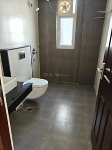 Bathroom Image of 2200 Sq.ft 8 BHK Independent House for sale in Sector 19 Noida for Rs. 55000000