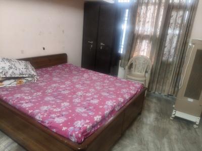 Bedroom Image of 900 Sq.ft 2 BHK Independent House for rent in Bishanpura Zirakpur for Rs. 15000