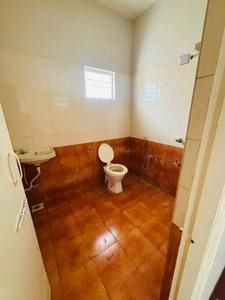 Image of 1800 Sq.ft 4 BHK Villa for rent in Sola, Ahmedabad for Rs. 35000