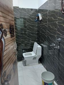 Bathroom Image of 225 Sq.ft 1 RK Independent House for rent in Delhi Cantonment New Delhi for Rs. 7500