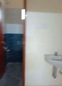 Bathroom Image of 850 Sq.ft 2 BHK Independent House for rent in Pattabiram Chennai for Rs. 13000