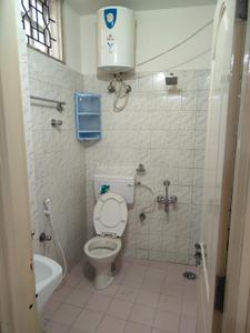 Bathroom Image of 1250 Sq.ft 2 BHK Builder Floor for rent in C V Raman Nagar Bengaluru for Rs. 30000