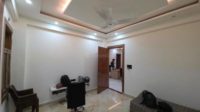 Bedroom Image of 2100 Sq.ft 4 BHK Builder Floor for sale in Golden Avenue, Bamheta Village Ghaziabad for Rs. 11000000