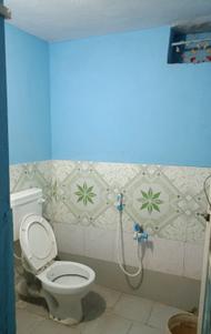 Bathroom Image of 720 Sq.ft 1 RK Builder Floor for rent in Hamid Nagar Asansol for Rs. 4500