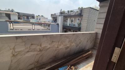 Bedroom Image of 1500 Sq.ft 2 BHK Builder Floor for rent in Chhattarpur New Delhi for Rs. 27100