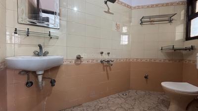 Bathroom Image of 1600 Sq.ft 3 BHK Apartment / Flat for sale in Devika Apartments, Vaishali Ghaziabad for Rs. 15500000