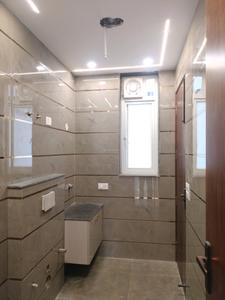 Common Bathroom Image of 2250 Sq.ft 3 BHK Builder Floor for sale in Greater Faridabad Luxury Floors, Sector 85 Faridabad for Rs. 24000000