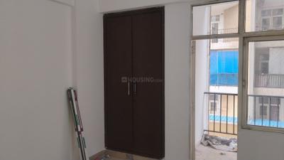 Bedroom Image of 1699 Sq.ft 3 BHK Apartment / Flat for rent in Panchsheel Wellington, Crossings Republik Ghaziabad for Rs. 22000
