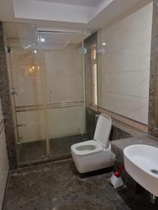 Bathroom Image of 2750 Sq.ft 4 BHK Apartment / Flat for sale in K Raheja Vistas, Powai Mumbai for Rs. 80000000