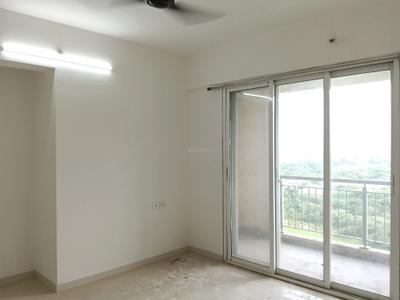 Bedroom Image of 1100 Sq.ft 3 BHK Apartment / Flat for rent in Godrej Emerald, Kasarvadavali Thane for Rs. 38500