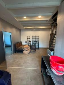 Bedroom Image of 650 Sq.ft 2 BHK Apartment / Flat for rent in Colaba Mumbai for Rs. 75000