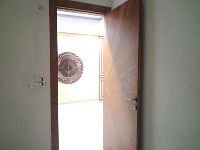 Bedroom Image of 1700 Sq.ft 3.5 BHK Apartment / Flat for sale in DM Infra, Sector 104 Noida for Rs. 6475000