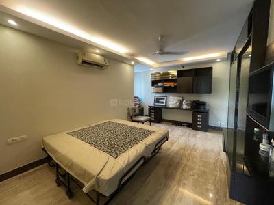 Bedroom Image of 4500 Sq.ft 4 BHK Builder Floor for sale in Panchsheel Enclave New Delhi for Rs. 85000000