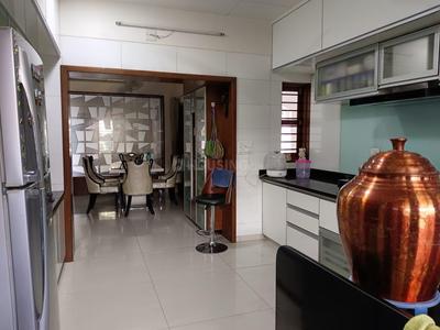 Kitchen Image of 4275 Sq.ft 5 BHK Villa for sale in Vrundavan Bunglows, Thaltej Ahmedabad for Rs. 90000000