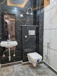 Common Bathroom Image of 800 Sq.ft 3 BHK Apartment / Flat for sale in Dwarka Mor New Delhi for Rs. 5500000