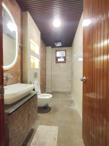 Bathroom Image of 2150 Sq.ft 4 BHK Apartment / Flat for sale in Vasant Kunj New Delhi for Rs. 34700000