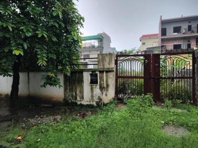 Image of 300 Sq.ft Residential Plot / Land for sale in Sigma 1, Greater Noida for Rs. 42000000