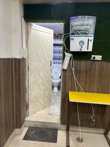 Kitchen Image of 600 Sq.ft 2 BHK Independent House for sale in Patel Nagar New Delhi for Rs. 9800000