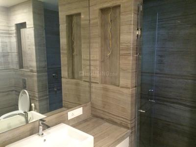 Bathroom Image of 4500 Sq.ft 4 BHK Builder Floor for rent in New Friends Colony New Delhi for Rs. 300000