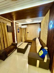 Living Room Image of 900 Sq.ft 2 BHK Apartment / Flat for sale in Indira Nagar Lucknow for Rs. 7000000