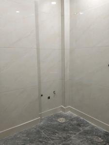 Common Bathroom Image of 500 Sq.ft 2 BHK Builder Floor for sale in Shastri Nagar New Delhi for Rs. 5500000