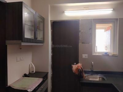 Kitchen Image of 950 Sq.ft 2 BHK Apartment / Flat for rent in Pacifica San Martin, Atladara Vadodara for Rs. 20000