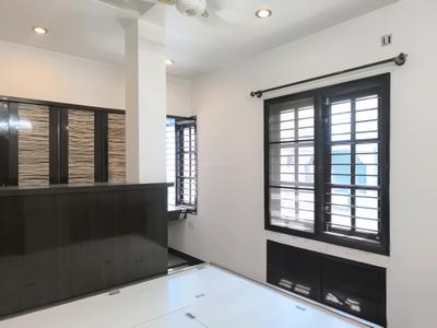 Bedroom Image of 1200 Sq.ft 3 BHK Independent House for rent in Attiguppe Bengaluru for Rs. 40000