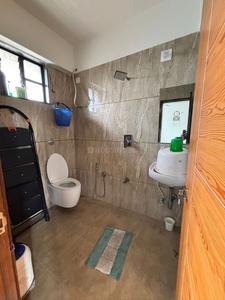 Bathroom Image of 2205 Sq.ft 3 BHK Apartment / Flat for sale in Motera Ahmedabad for Rs. 12500000