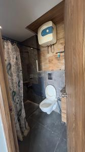 Bathroom Image of 1750 Sq.ft 3 BHK Apartment / Flat for rent in Kirti Nagar New Delhi for Rs. 62000