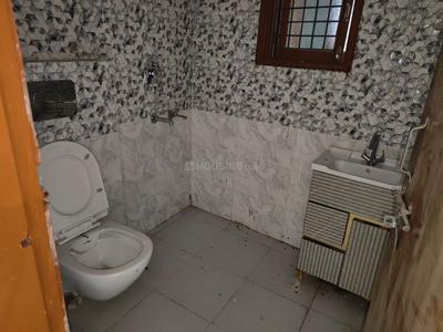 Image of 900 Sq.ft 3 BHK Builder Floor for sale in Mayur Vihar Phase 1, New Delhi for Rs. 9000000