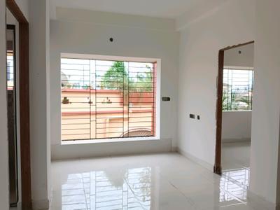 Living Room Image of 886 Sq.ft 2 BHK Apartment / Flat for sale in Joka Kolkata for Rs. 4000000