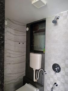 Common Bathroom Image of 950 Sq.ft 2 BHK Apartment / Flat for rent in Vihang Valley, Kasarvadavali Thane for Rs. 26999