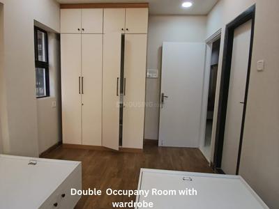 Image of Newly renovated fully furnished/amenities girls PG in Goregaon East, Mumbai