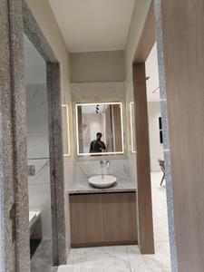 Bathroom Image of 1700 Sq.ft 3.5 BHK Apartment / Flat for sale in Ved Courtyard Platinum, Bhayli Vadodara for Rs. 10000000