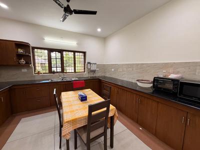 Kitchen Image of 5000 Sq.ft 5 BHK Villa for sale in Kakkanad Kochi for Rs. 70000000