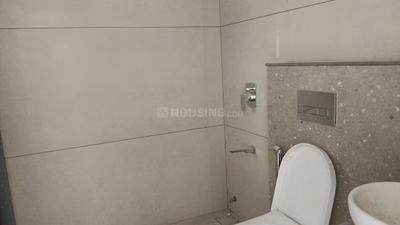 Bathroom Image of 3230 Sq.ft 4 BHK Apartment / Flat for rent in Adani Paarijat, Shantigram Ahmedabad for Rs. 70000