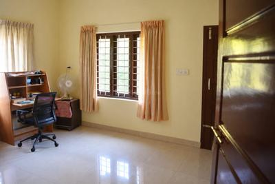 Bedroom Image of 2750 Sq.ft 5 BHK Independent House for sale in Vyttila Kochi for Rs. 22000000