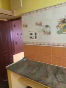 Kitchen Image of 1050 Sq.ft 2 BHK Independent House for rent in Sunnambu Jeebi Hosur for Rs. 15000