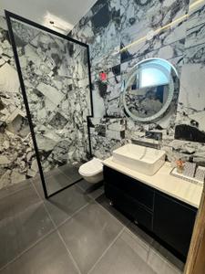 Bathroom Image of 2121 Sq.ft 3 BHK Apartment / Flat for sale in The Lutyens, Banur Mohali for Rs. 16013550