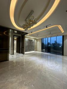 Image of 4500 Sq.ft 4 BHK Builder Floor for sale in New Friends Colony, New Delhi for Rs. 135000000