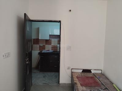 Kitchen Image of 450 Sq.ft 1 BHK Builder Floor for rent in Preet Vihar New Delhi for Rs. 12500