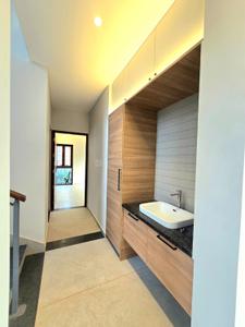 Bathroom Image of 3139 Sq.ft 4 BHK Villa for sale in Pukkattupady Kochi for Rs. 18000000