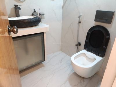 Image of 1000 Sq.ft 2 BHK Apartment / Flat for sale in Royal Palms Garden View, Goregaon East, Mumbai for Rs. 10800000
