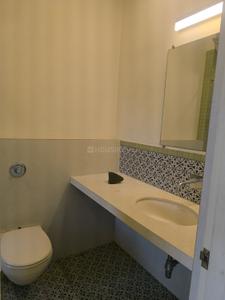 Bathroom Image of 1800 Sq.ft 3 BHK Apartment / Flat for rent in Raheja Acropolis, Chembur Mumbai for Rs. 170000