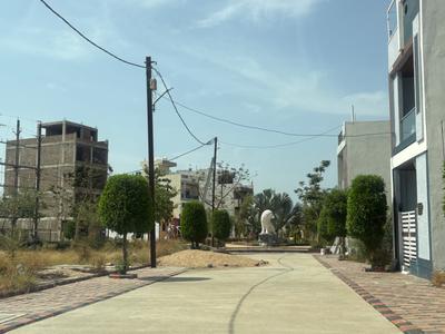 Ideal Paramount City Plot View 3
