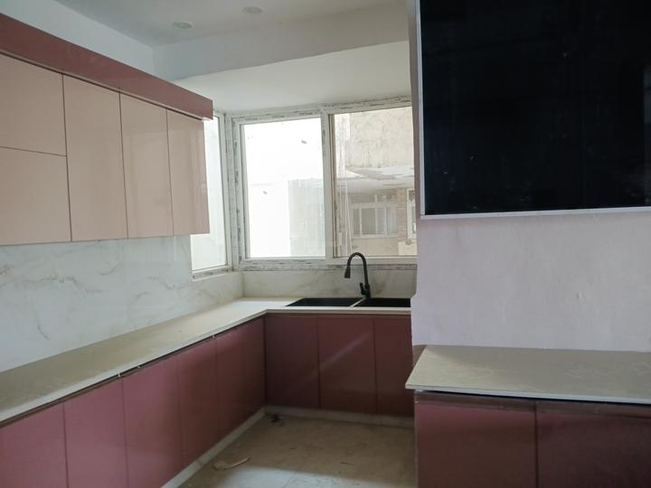 Niho Saffron Scottish Garden Main Image 1